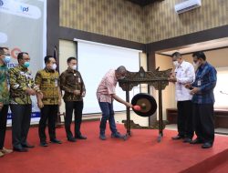Bank Nagari Luncurkan Program KUR Super Mikro, Wako Riza Falepi : Ini Yang Masyarakat Ekonomi Rendah Butuhkan!