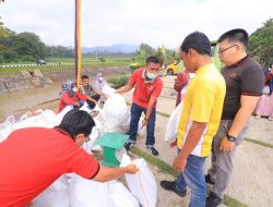 Peringati World Cleanup Day, Pemko Payakumbuh Lakukan Aksi Bersih-Bersih Sungai