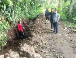 Bak Mendapatkan Durian Runtuh, Dinas PU lakukan Rehab Jalan Jorong Simpang Tiga