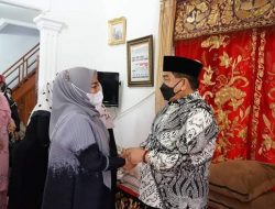 Sampaikan Duka Yang Mendalam TPPKK Tanah Datar Takziah Kerumah Duka Almarhumah Nabila