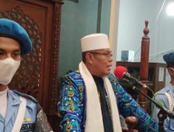 Prof DR.Salmadanis Ceramah di Masjid Almunawarah Sijangek Tanah Datar