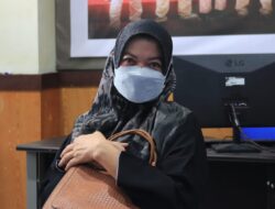 Tak Terima Difitnah, Desti Jamal Datangi Balai Kota Payakumbuh
