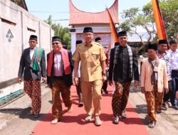 Riza Falepi Hadiri Pengukuhan Pengurus Bundo Kandung Koto Nan Godang
