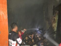 Kebakaran Di Pasar Ibuh, Kios Gudang Payung Ludes Dilalap Api
