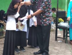 Siswa Dan Siswi MIN 2 Tanah Datar Terima Reward