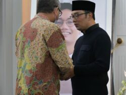 Datangi Gubernur Jawa Barat, Wako Riza Falepi Sampaikan Belasungkawa