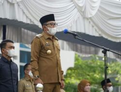 BUPATI EKA PUTRA PIMPIN APEL PERDANA SETELAH LIBUR IDUL FITRI 1443 H