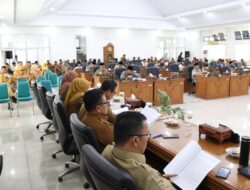 DPRD Tanah Datar Simak Paparan Bupati Eka Putra Tentang Tiga Ranperda