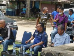 Menyemangati Atlet, Bupati Eka Putra Saksikan Pertandingan Secara Langsung