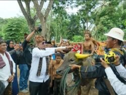 Bakar Talago Meriahkan Gebyar Pesona Talago Biru Atar