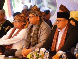 Dihadiri Wamenaker, Jelajah Wisata Pesona Pagaruyung Dibuka Bupati Eka Putra