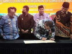 PEMPROV SUMBAR ADAKAN RAKOR PENANGGULANGAN KEMISKINAN               Bupati Eka Putra : Tanah Datar Terbaik Tingkat Kabupaten se Sumatera Barat