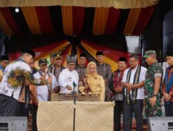 Festival Tenun Tanjuang Bonai Ramai, Bupati Eka Putra Haru