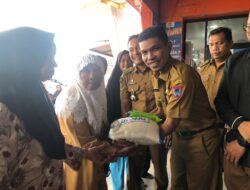 Plt Sekda Turut Bagikan 110 Sembako Dalam HUT Tifany