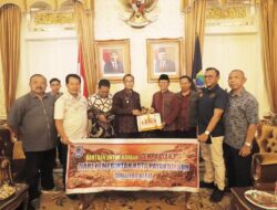 Wako Rida Ananda Serahkan Bantuan Kemanusiaan Untuk Cianjur