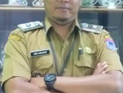 Kabar Bahagia! Lurah Tiakar Terima Surat Keputusan Walikota