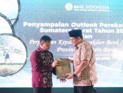 WABUP RICHI APRIAN HADIRI PENYAMPAIAN OUTLOOK PEREKONOMIAN SUMBAR 2023 OLEH BI