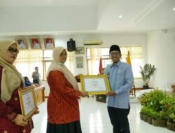 Lantik 6 Pejabat Fungsional dan 22 Kepsek, Bupati Eka Sampaikan Beberapa Pesan Penting