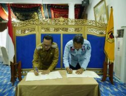 Bupati dan Kepala Kanwil Kemenkumham Sumbar Tandatangani Kesepakatan Bersama Terkait Keimigrasian dan Pemasyarakatan di Tanah Datar