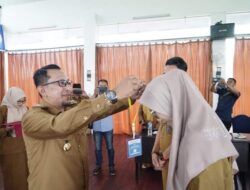 Buka Pelatihan Bagi Aparatur di Nagari se Kecamatan X Koto, Bupati Eka Putra Pesankan ASN Harus Berkerja Ikhlas