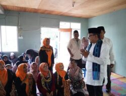 HADIRI PERTEMUAN KAUM PASUKUAN PISANG SABALEH, BUPATI EKA MINTA WARGA JAGA KEKOMPAKAN DAN KERUKUNAN