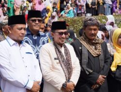 HADIRI SYUKURAN PEMAKAIAN SURAU GADANG, BUPATI EKA PUTRA MINTA MASYARAKAT PERTAHANKAN TRADISI