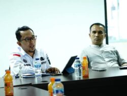 PAPARKAN BOMBASTIS DIHADAPAN TIM PENILAI PPD NASIONAL, BUPATI EKA PUTRA DIUNDANG PIMRED PADANG EKSPRES