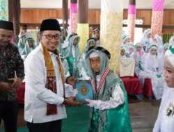 BUPATI EKA PUTRA : MELALUI KHATAM AL QURAN WUJUDKAN GENERASI YANG QUR’ANI DAN BERAKHLAK MULIA