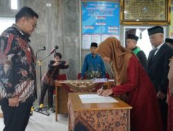 Wabup Richi Aprian Kukuhkan BPRN Nagari Padang Laweh Sungai Tarab Masa Bakti 2023-2029