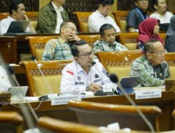 HADIRI RAPAT DENGAR PENDAPAT PANJA RUU KEPARIWISATAAN, BUPATI EKA PUTRA PROMOSIKAN POTENSI WISATA TANAH DATAR
