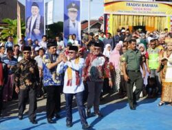 SAMBUT RAMADHAN NAGARI KOTO TUO GELAR SUNATAN MASAL Bupati Eka Putra: Bararak Sunatan Masal Tradisi Yang Perlu Dilestarikan