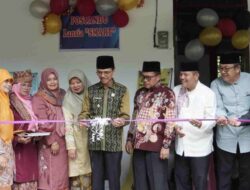 “BAJUMPO” Interaksi Langsung Dengan Masyarakat Ala Bupati Safaruddin
