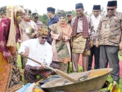 FESTIVAL PESONA KACANG BARANDANG RESMI DIBUKA BUPATI EKA PUTRA