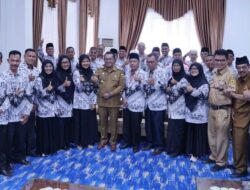 PENGURUS PGRI TANAH DATAR AUDIENSI DENGAN BUPATI