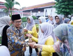 Bupati Eka Putra Lepas Kontingen Tanah Datar Berlaga Di Porseni Tingkat Sumbar 2023