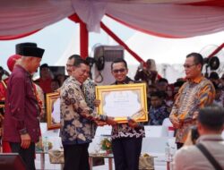 Kabupaten Tanah Datar Kembali Raih Prestasi Di Sektor Pertanian, Bupati Eka Putra Raih Penghargaan