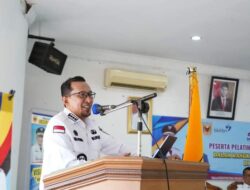 Buka Pelatihan Kader Pembangunan Manusia (KPM), Bupati Eka Putra Sampaikan Prevalensi Stunting Di Tanah Datar Turun