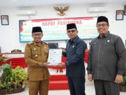 Disampaikan Bupati Eka Putra, Delapan Fraksi Sampaikan Pandangannya Terkait Ranperda Pertanggungjawaban APBD 2022