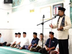 Hadiri Undangan Jamaah Masjid Shofiya Cubadak, Masyarakat Sampaikan Terimakasih Dan Bersyukur Atas Kehadiran  Bupati Eka Putra