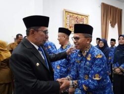 Lantik 17 PNS sebagai Pejabat Administrasi, Bupati Eka : Saya Tunggu Inovasi, Kreatifitas ataupun Terobosannya