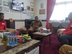 Penjabat Wali Kota Payakumbuh Rida Ananda menerima kunjungan dari Palang Merah Indonesia (PMI) Kota Payakumbuh