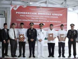 Bupati Serahkan Remisi Kepada 126 Napi LPKA Tanjung Pati Dan Lapas Suliki