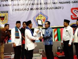 Terima Bantuan PJU Solar Cell Untu Warga Atar, Bupati Sampaikan Terimakasih Pada CV Jaya Bandung