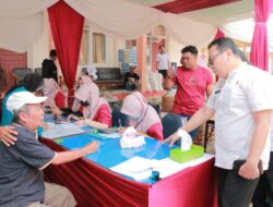 PJ Walikota Payakumbuh Jasman Tinjau Pasar Murah Dinas Koperasi Dan UKM