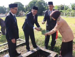 Upahcara Hari Pahlawan Berlangsung Khidmat Di Halaman Balai Kota