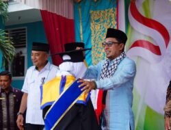 Hadiri Waqaf Tahfizh di MTsN 8, Bupati Eka Putra : Ini Bentuk Dukungan Progul Satu Rumah Satu Hafizh/Hafizah
