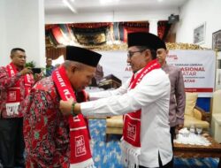 Lepas 48 Jamaah Umrah Ke Tanah Suci Makkah, Bupati Eka Putra Berpesan Jaga Kesehatan Selama Menjalankan Ibadah