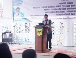 Hadiri Pelantikan dan Pengukuhan PERTI, Bupati Eka Putra Sampaikan Apresiasi