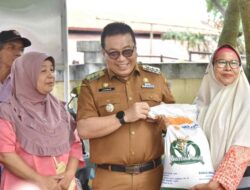 Pemko Payakumbuh Salurkan Bantuan Pangan Kepada 7647 KK
