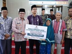 BAZNAS Tanah Datar Serahkan Zakat Konsumtif Lebaran Untuk 1.600 Mustahiq Se Kab. Tanah Datar